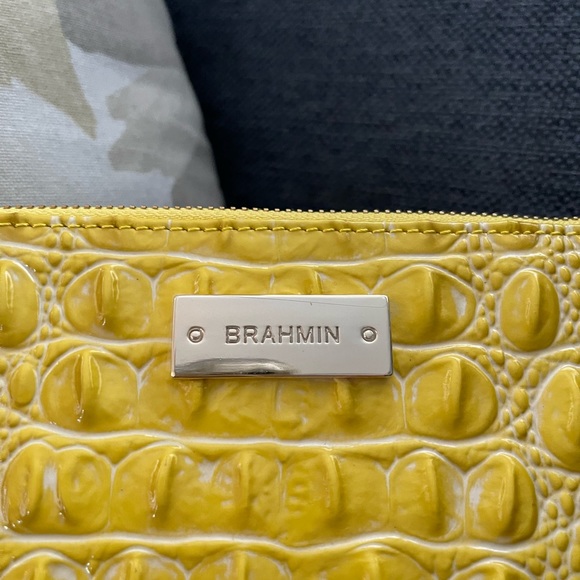 Brahmin | Sunflower Millie Wristlet - Picture 3 of 9